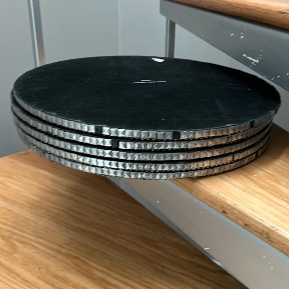 Set of 5 Kim Seybert Metal Grommets Structured Place Mats - Picture 6 of 11